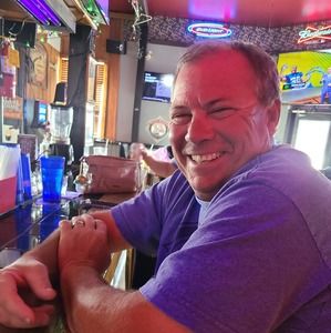 Meet your Posher, Larry